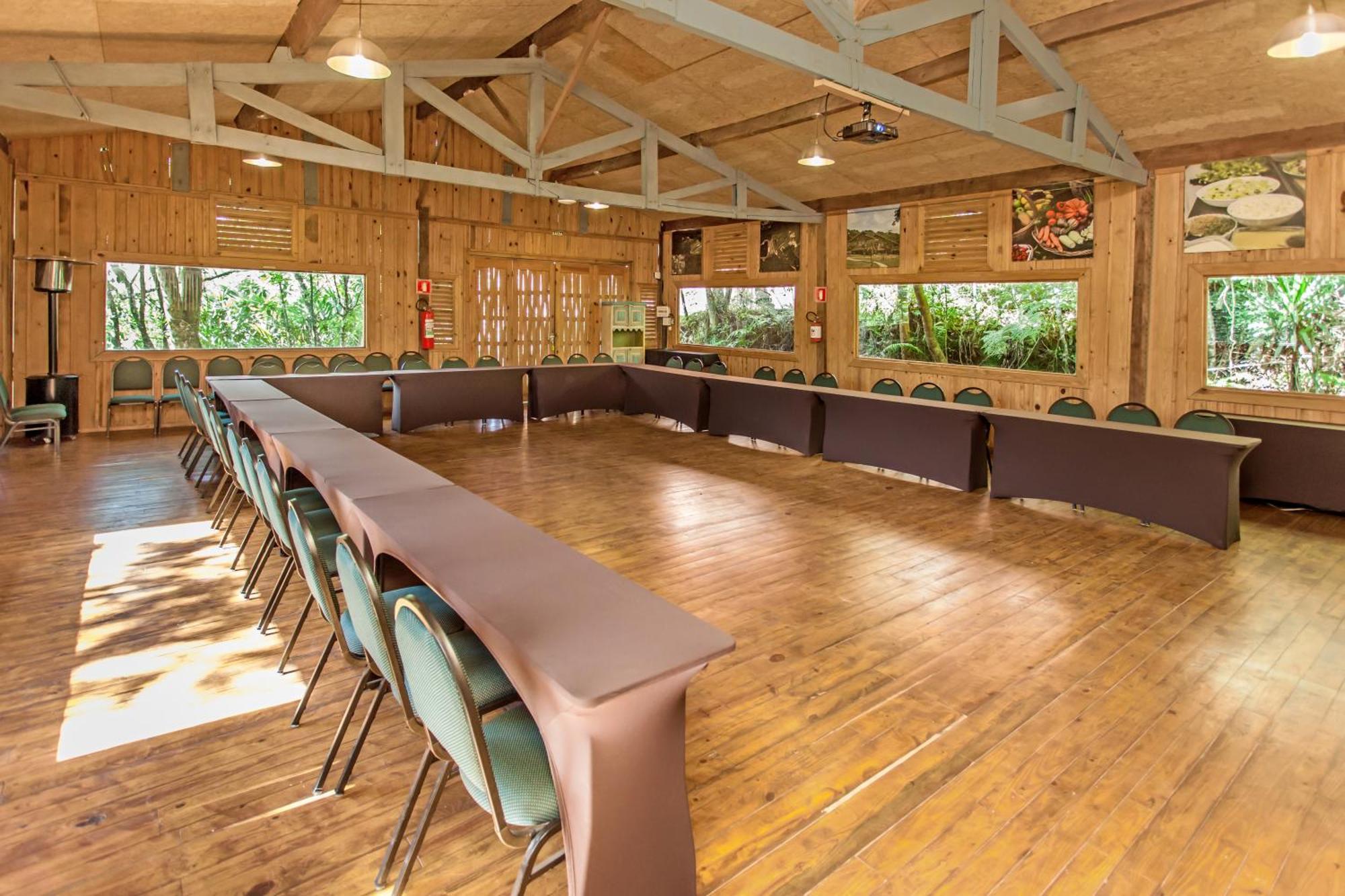 Hotel Fazenda Morros Verdes Ecolodge อีบิวนา ภายนอก รูปภาพ