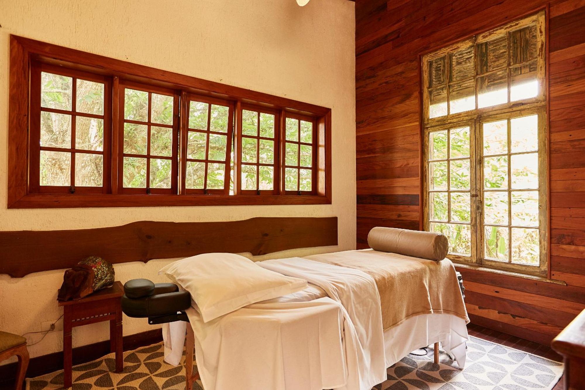 Hotel Fazenda Morros Verdes Ecolodge อีบิวนา ภายนอก รูปภาพ