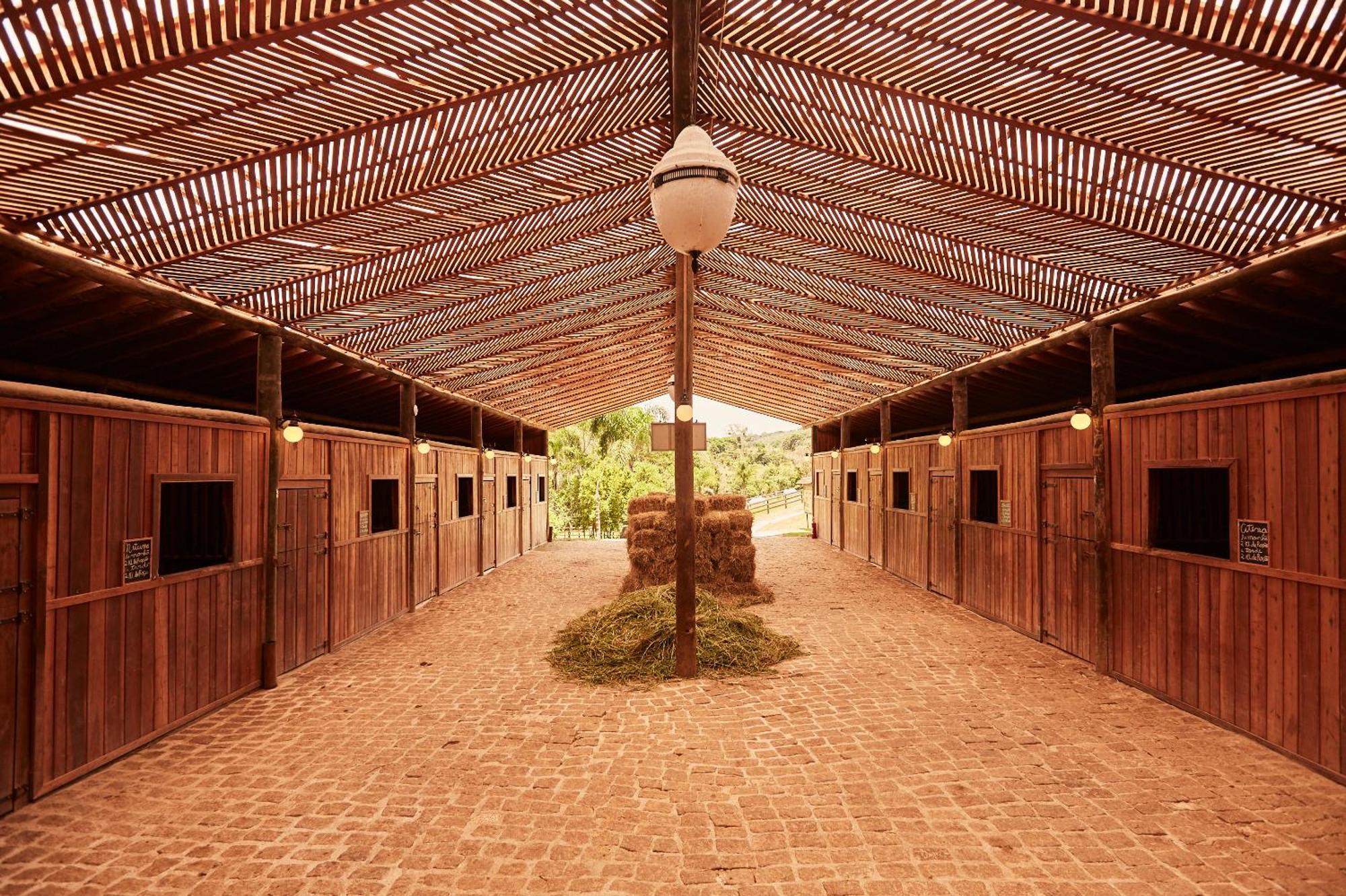 Hotel Fazenda Morros Verdes Ecolodge อีบิวนา ภายนอก รูปภาพ